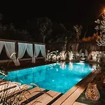 Otel Asha Alacati *