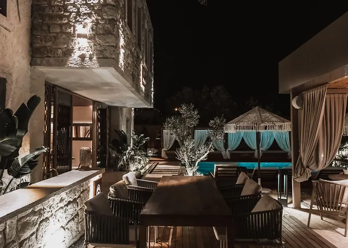 מלון Asha Alacati *