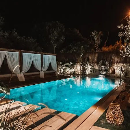 호텔 Asha Alacati *