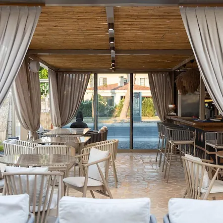 Asha Alacati * Кешме