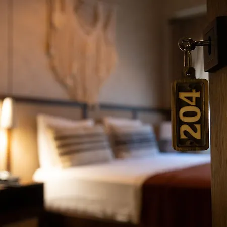 Asha Alacati Otel *
