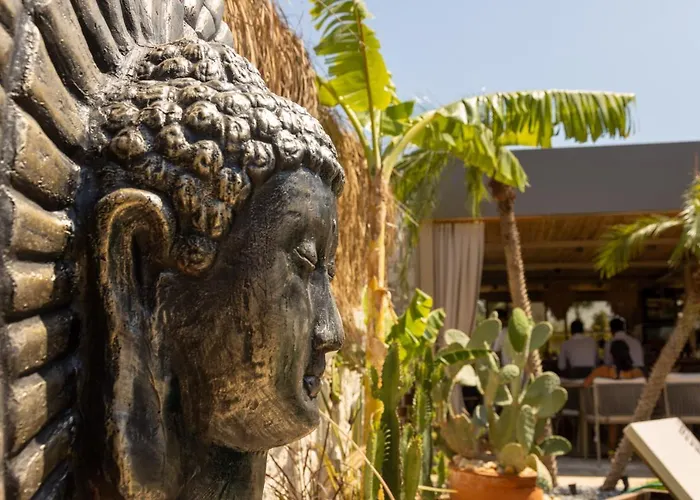 Asha Alacati 호텔 *